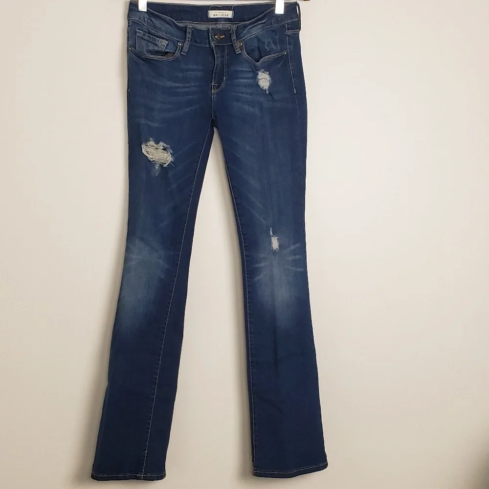 Bullhead slim boot distressed jeans F5